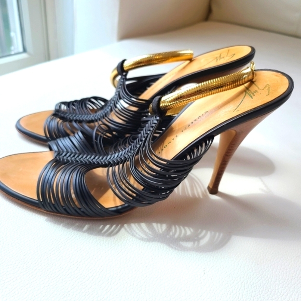 Giuseppe Zanotti - Pissi - authentic strappy stilettos - Picture 7 of 13